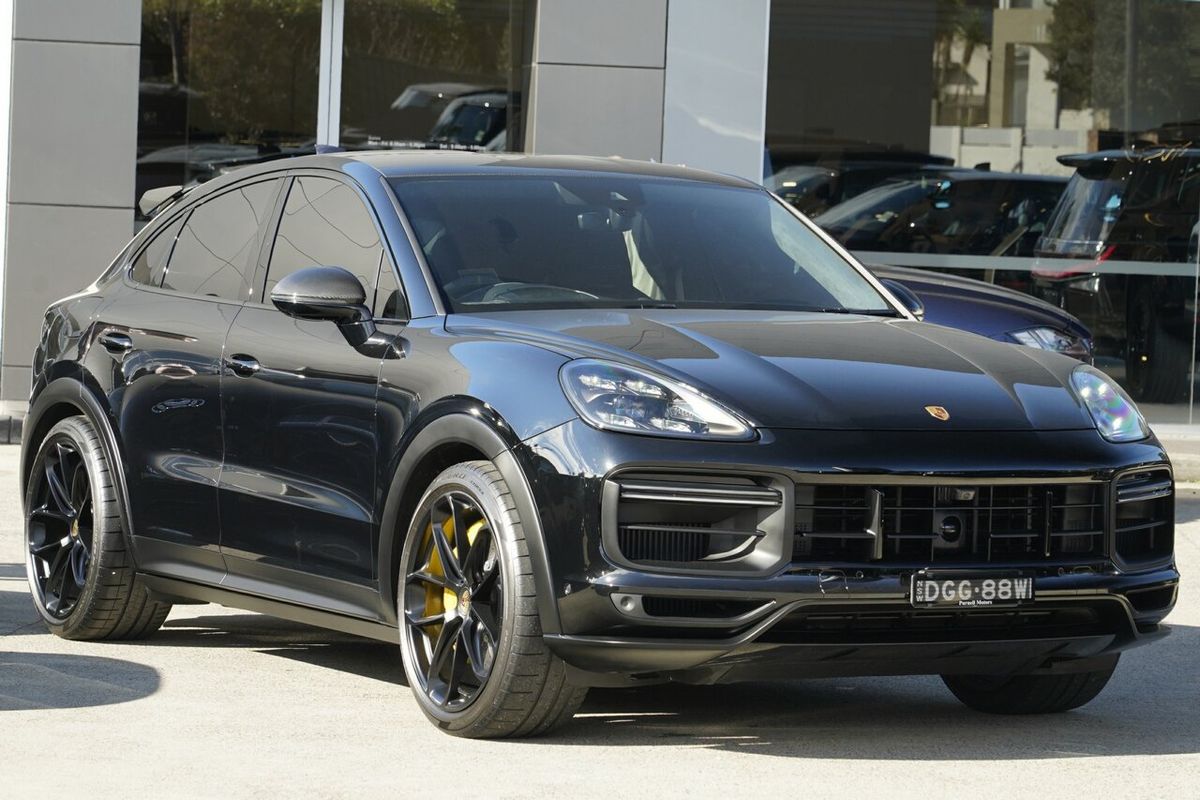 2022 Porsche Cayenne Turbo GT 9YB