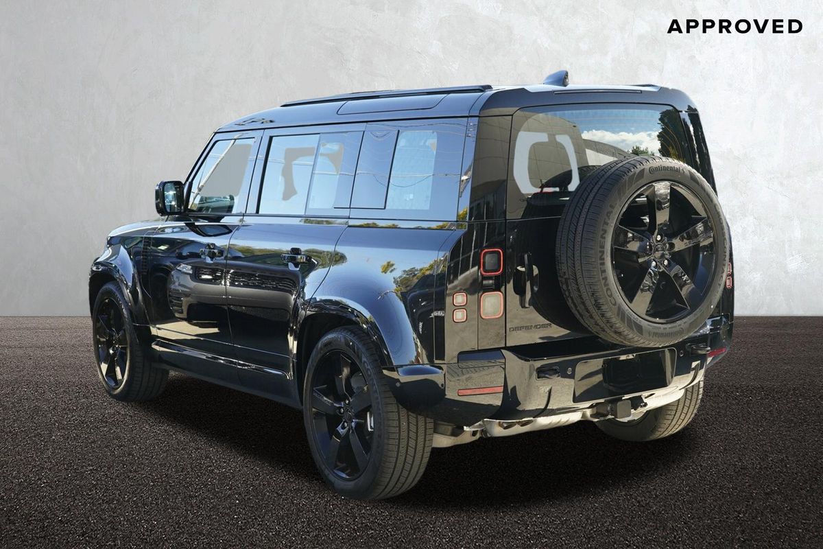 2026 Land Rover Defender 110 D350 X-Dynamic SE L663