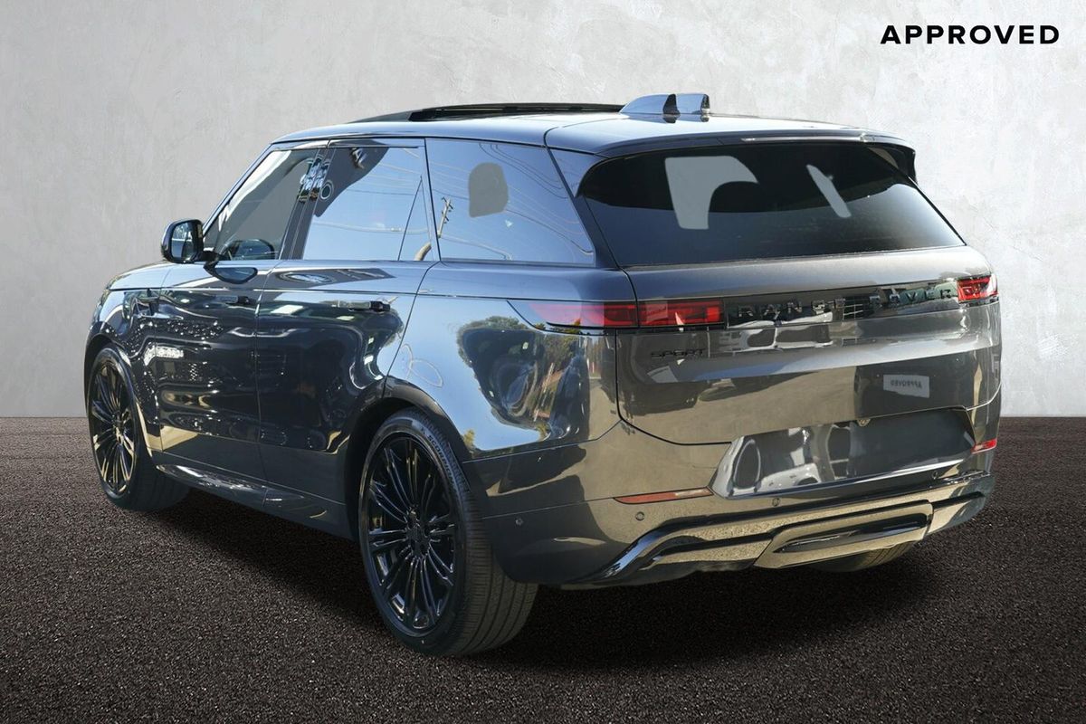 2026 Land Rover Range Rover Sport D250 Dynamic SE L461