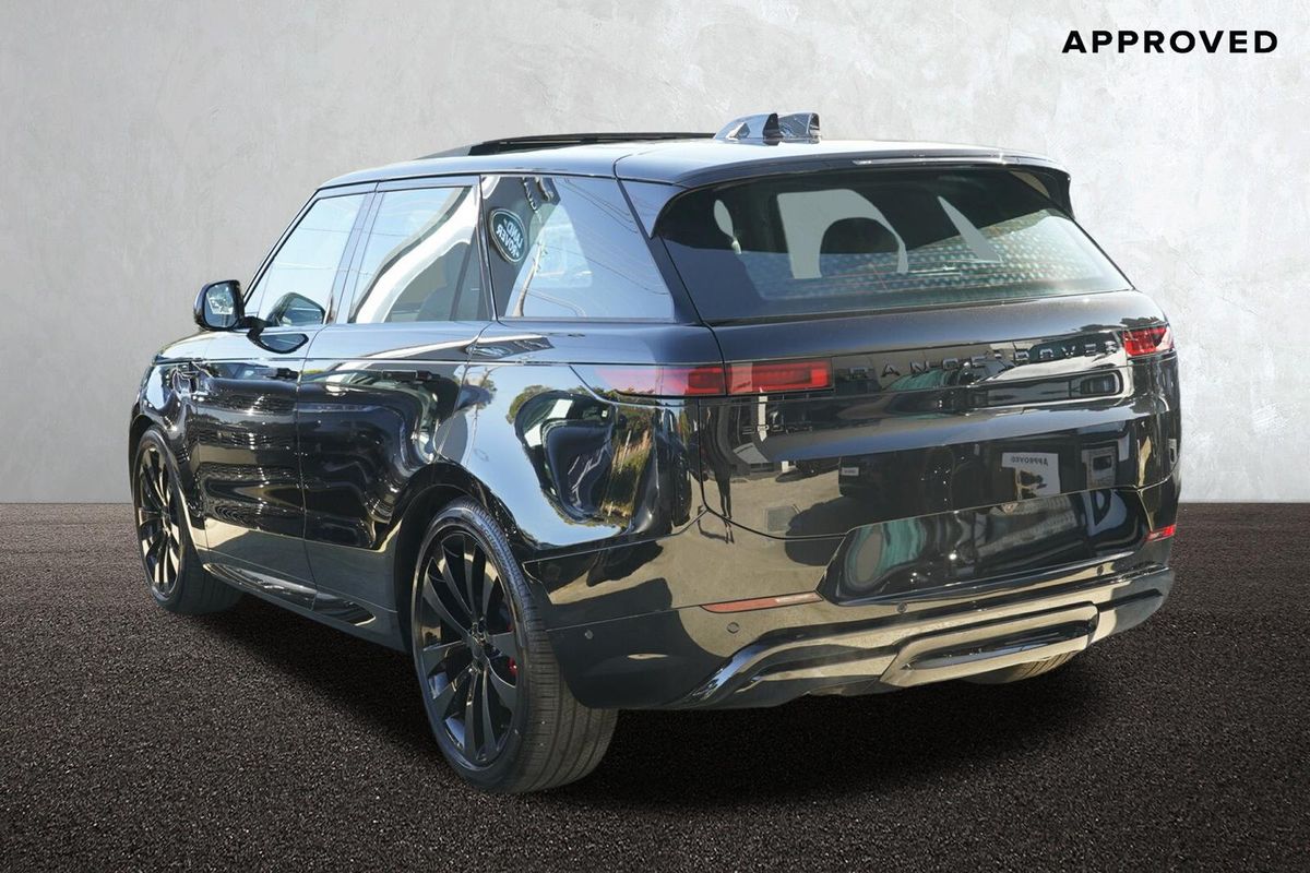 2026 Land Rover Range Rover Sport D250 Dynamic SE L461