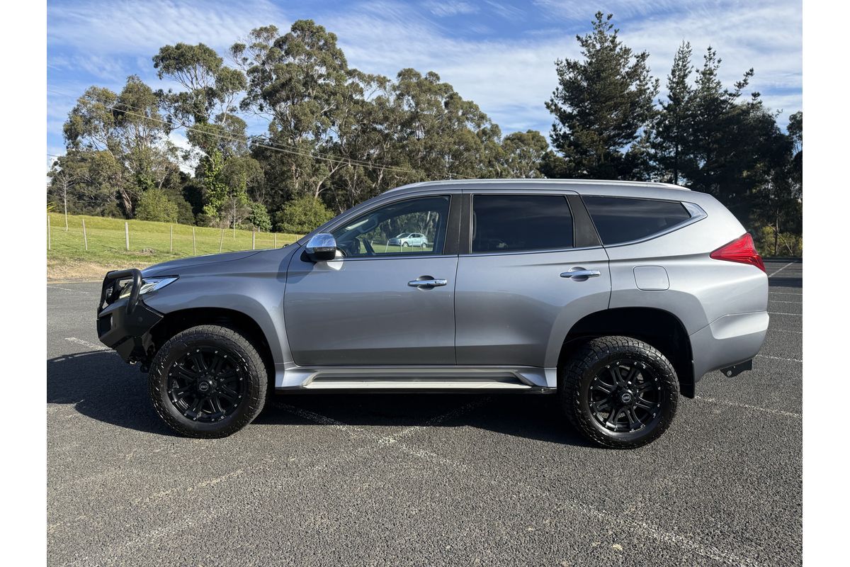 2017 Mitsubishi Pajero GLX NX