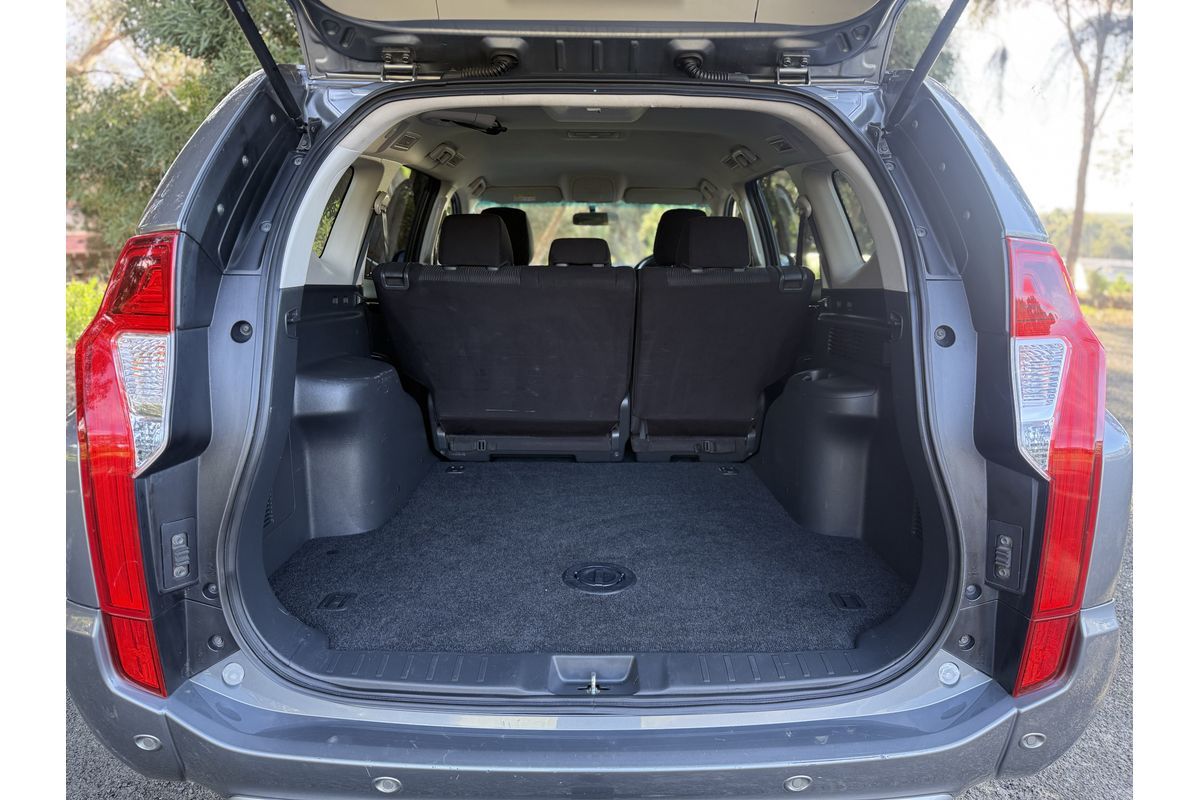 2017 Mitsubishi Pajero GLX NX
