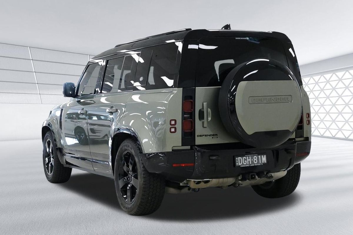 2022 Land Rover Defender 110 D300 X-Dynamic HSE L663