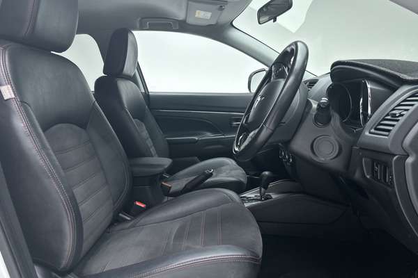2019 Mitsubishi ASX LS XC thumb-12