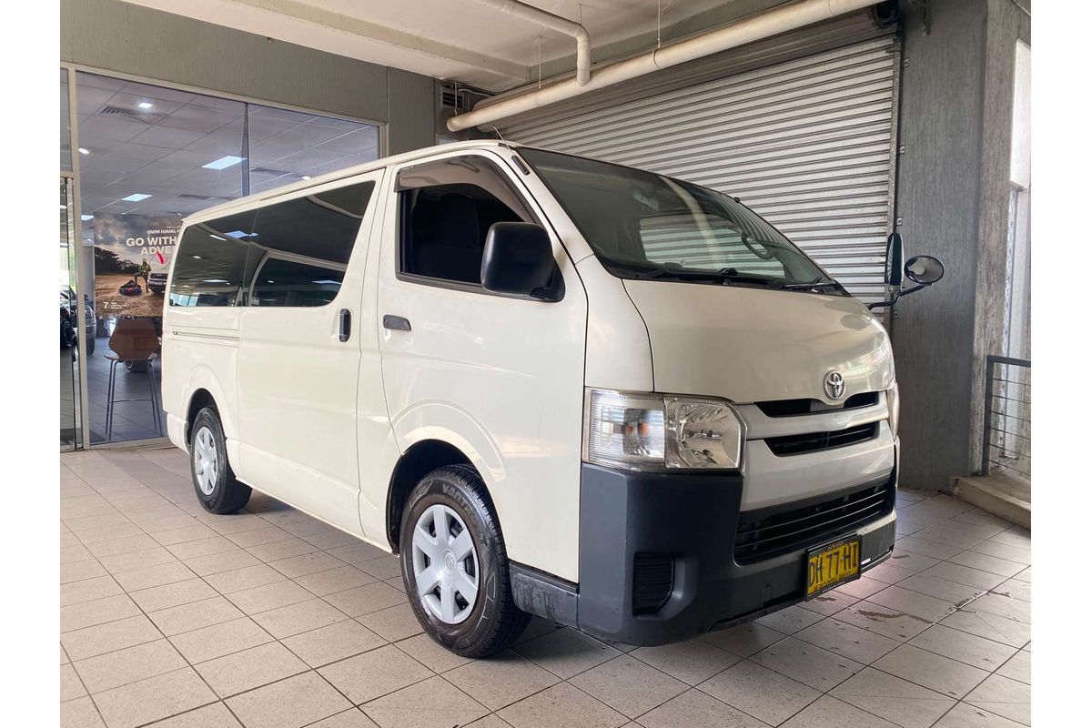 2015 Toyota Hiace TRH201R LWB