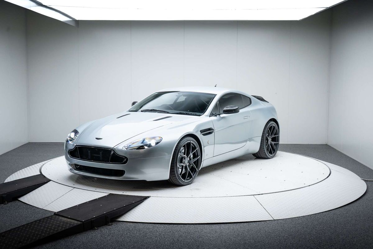 2006 Aston Martin V8 Vantage