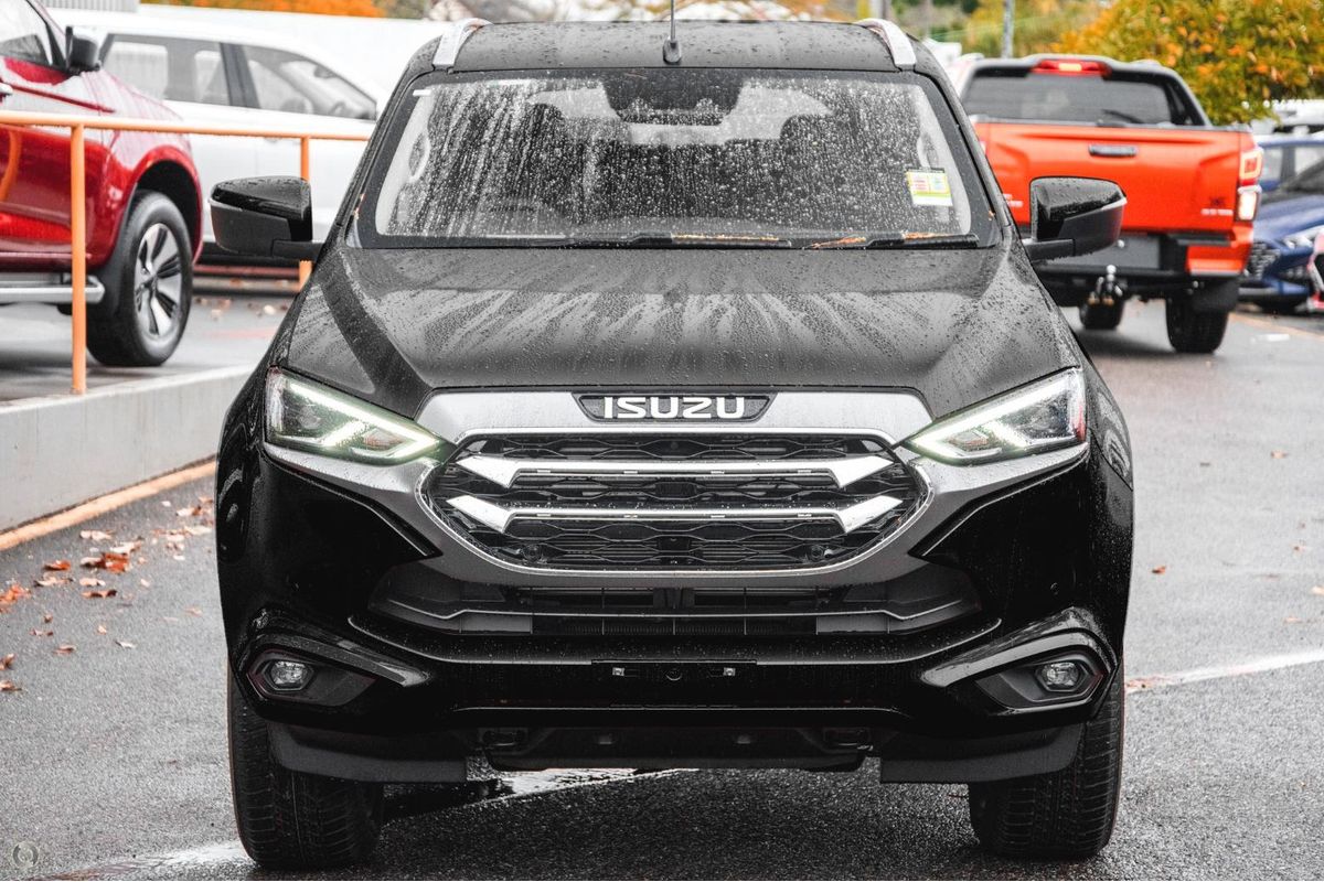 2022 Isuzu MU-X LS-U