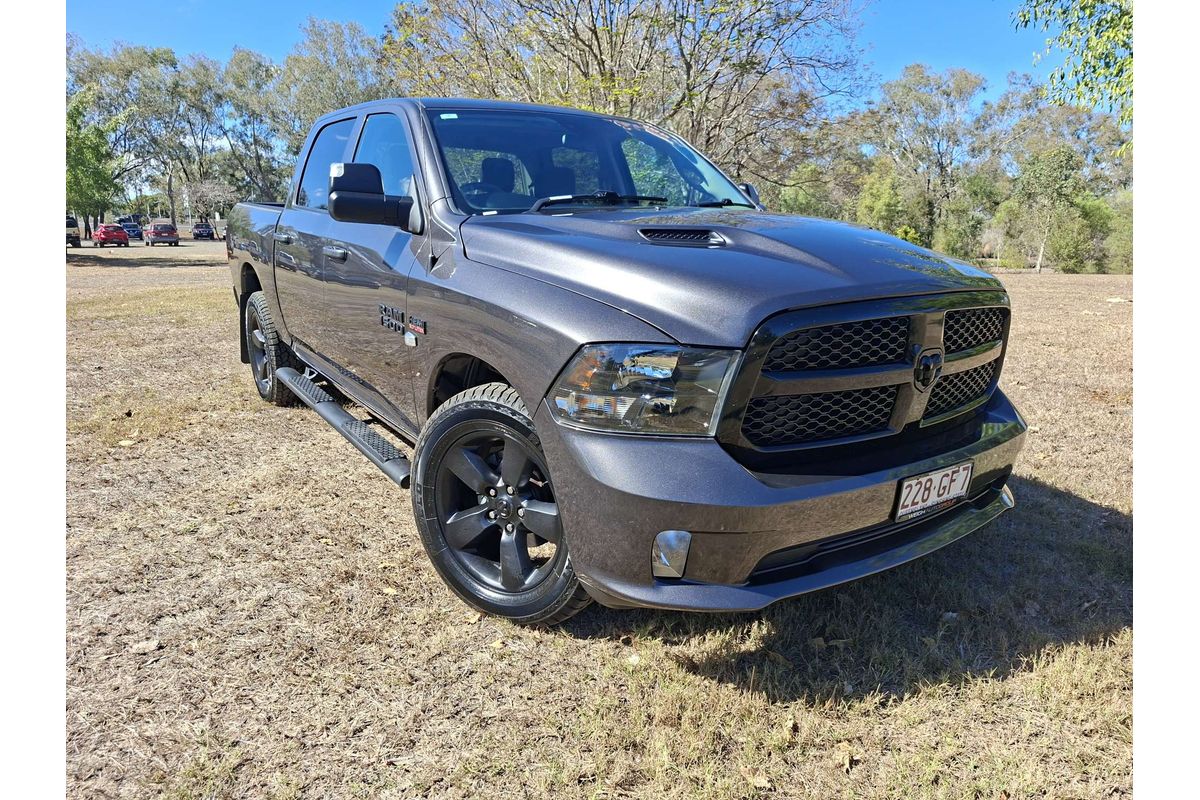 2022 RAM 1500 Express DS 4X4 SWB