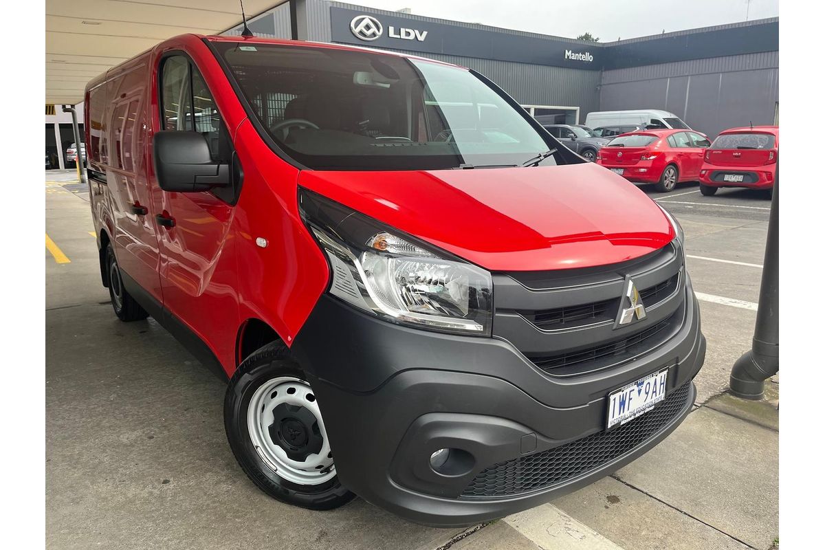2022 Mitsubishi Express GLX SN SWB