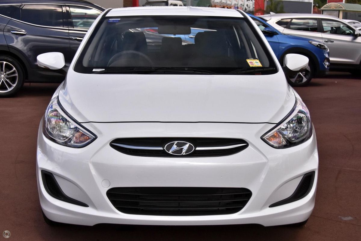 2016 Hyundai Accent Active RB4