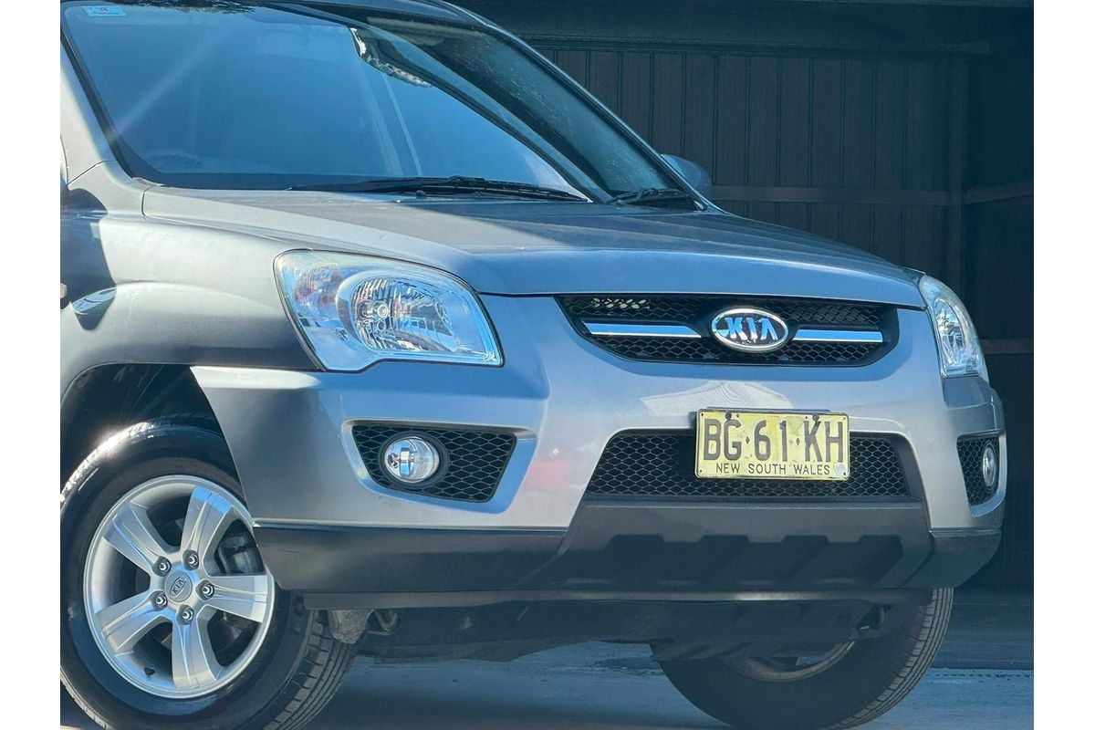 2009 Kia Sportage LX KM2