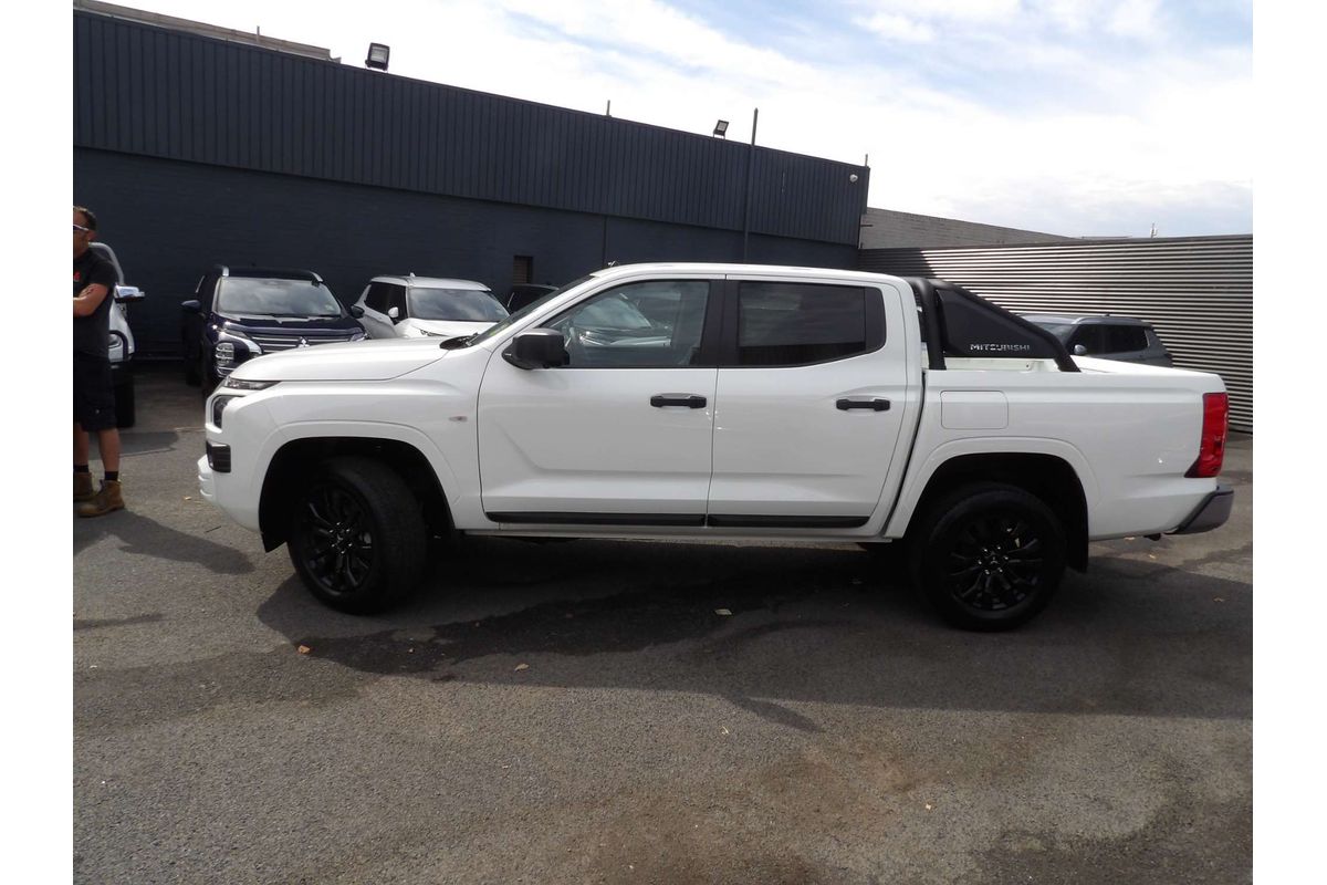2026 Mitsubishi Triton GLX MV 4X4