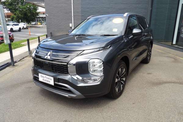 2026 Mitsubishi Outlander Black Edition ZM