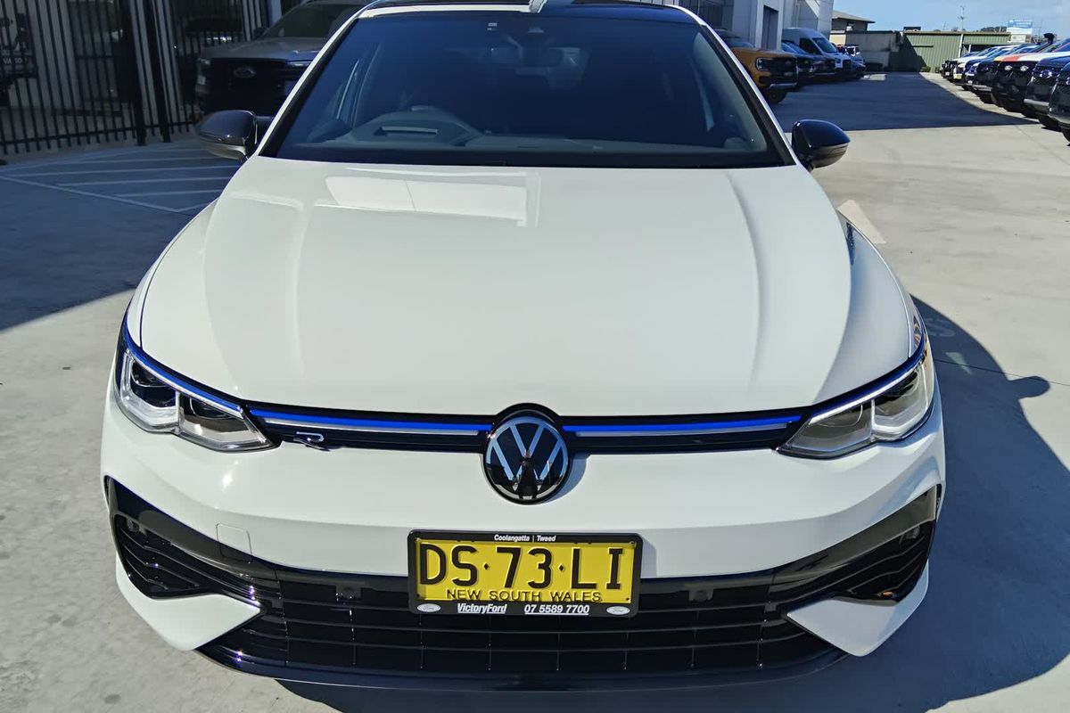 2024 Volkswagen Golf R 8