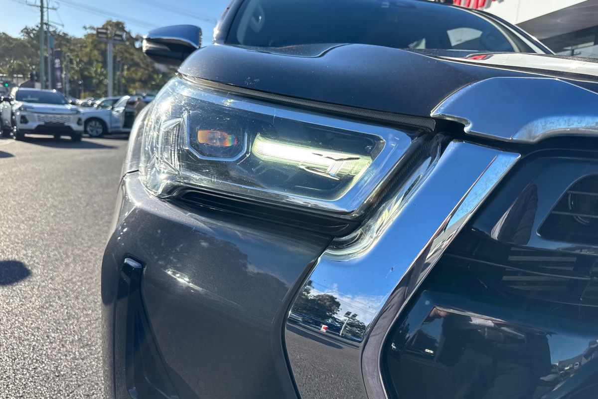 2022 Toyota Hilux SR5 GUN126R 4X4