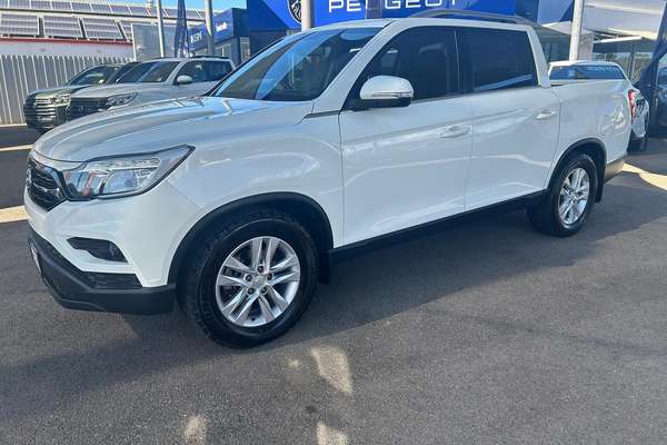 2019 KGM Musso ELX Q200 4X4