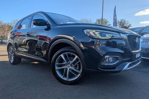2021 MG HS Essence Anfield Edition SAS23
