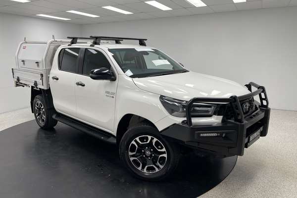 2025 Toyota Hilux SR GUN126R 4X4