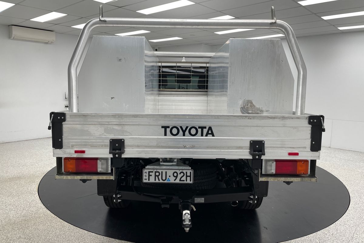 2025 Toyota Hilux SR GUN126R 4X4