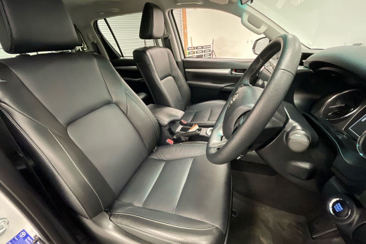 2025 Toyota Hilux SR GUN126R 4X4