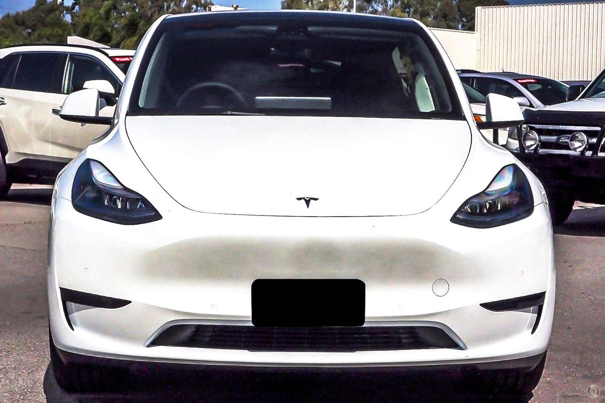 2023 Tesla Model Y Rear-Wheel Drive