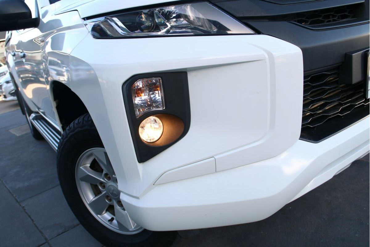 2020 Mitsubishi Triton GLX+ MR 4X4