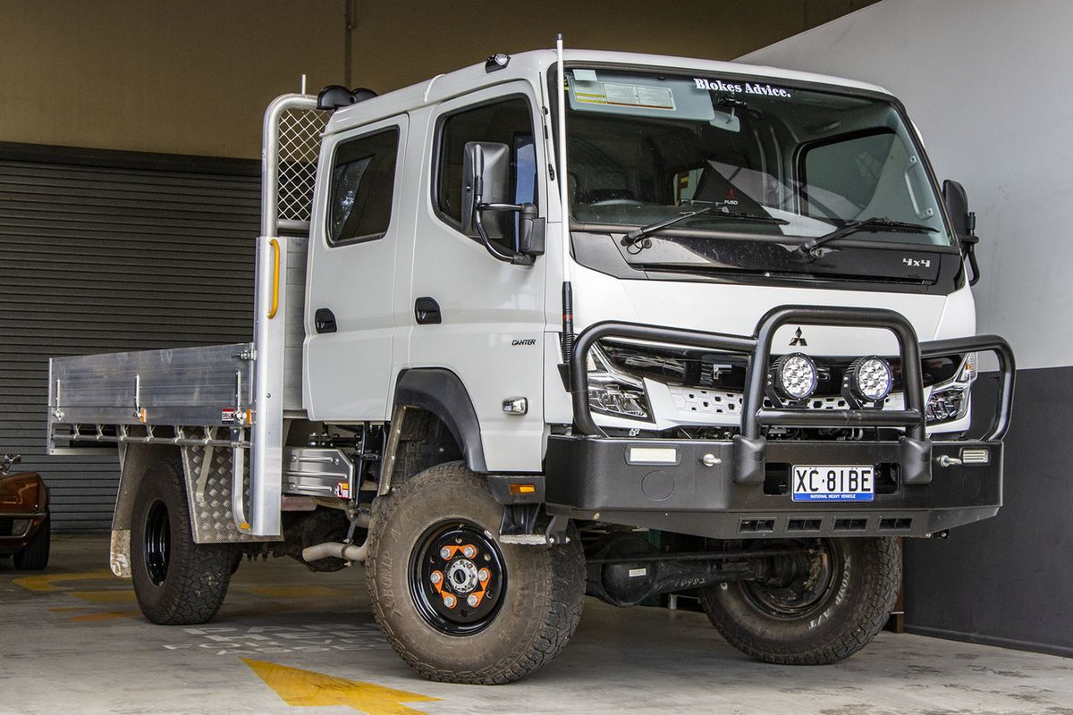 2025 Mitsubishi F TF CANTER NB2 4X4