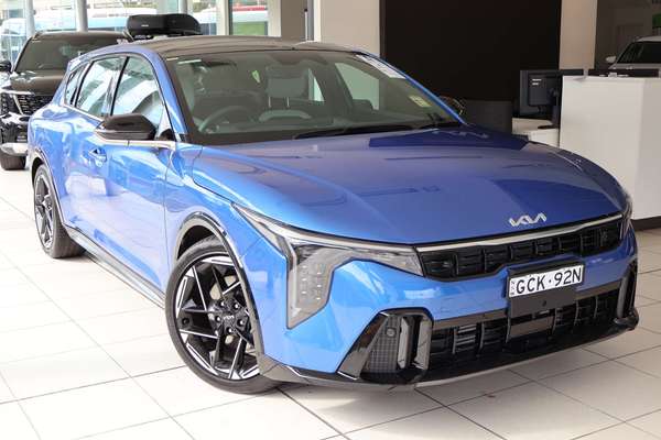 2025 Kia K4 GT-Line CL4m