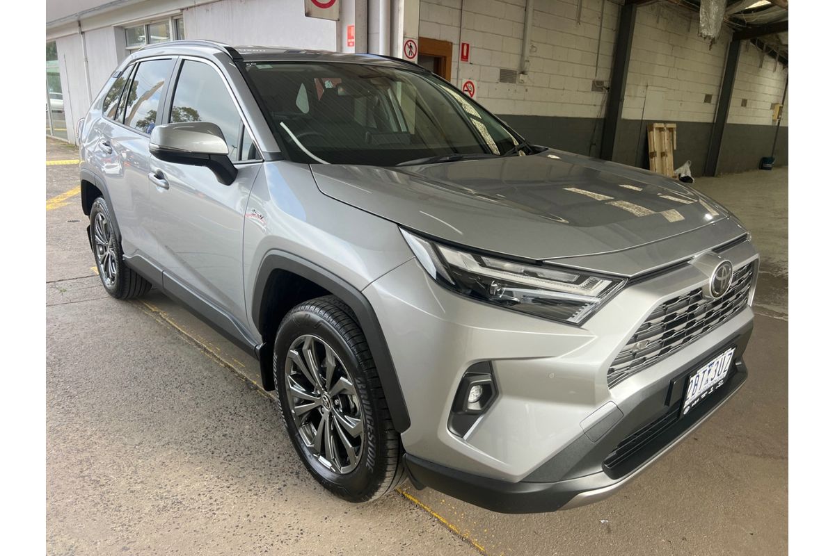 2024 Toyota RAV4 GXL AXAH52R