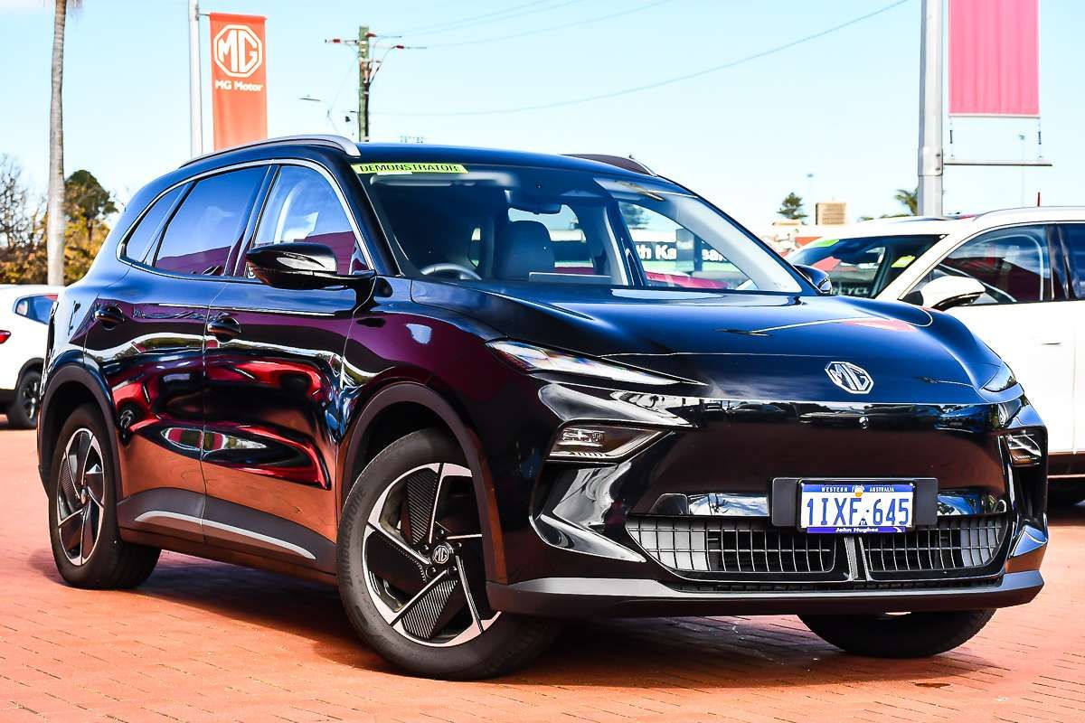 2025 MG MGS5 EV Essence 62 ZS3EM