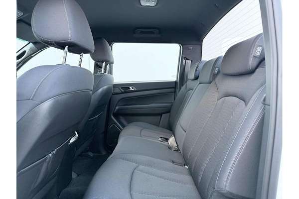 2026 KGM Musso ELX Q261 4X4 LWB thumb-22