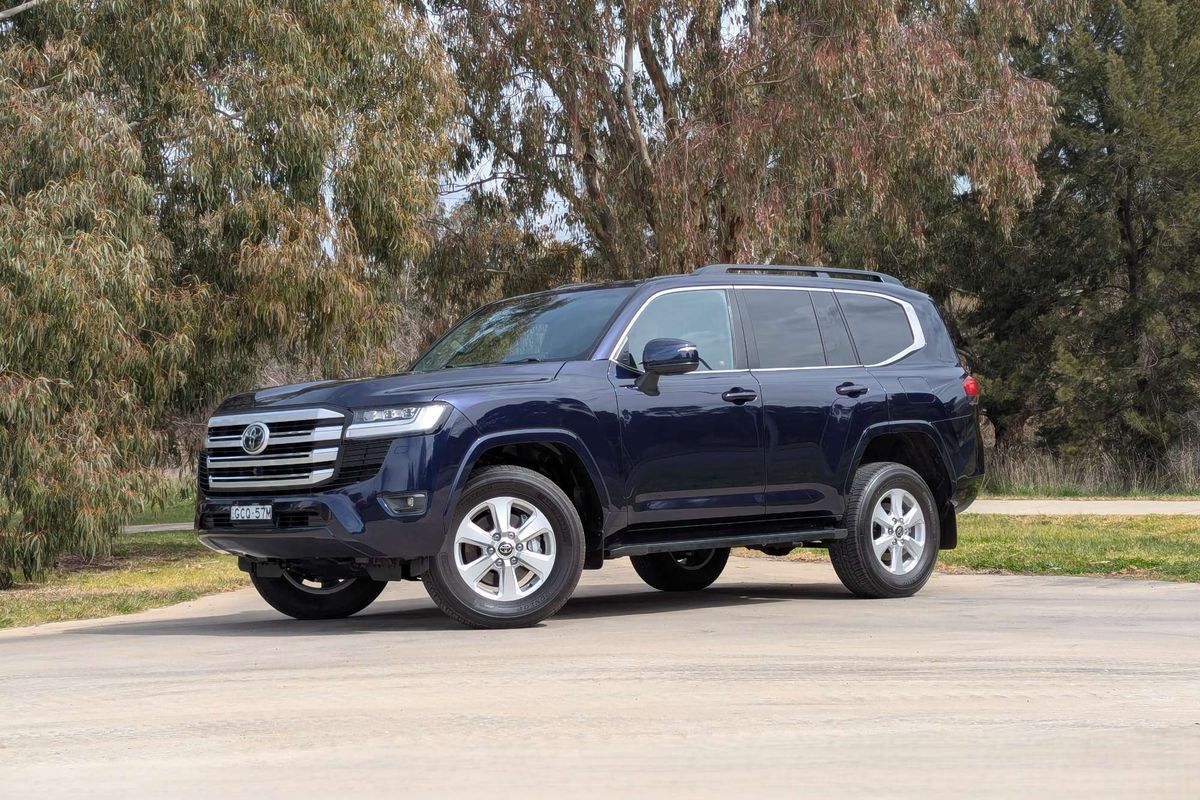 2022 Toyota Landcruiser VX FJA300R