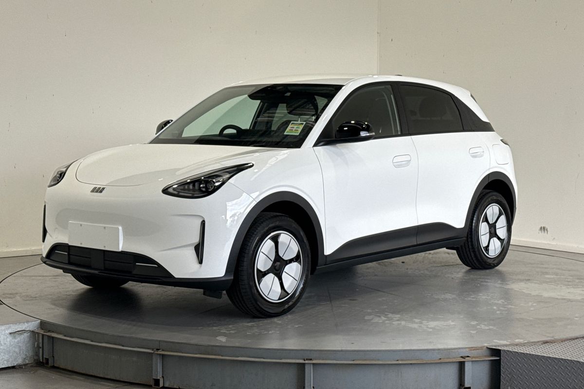 2026 Geely EX2 Complete E22H