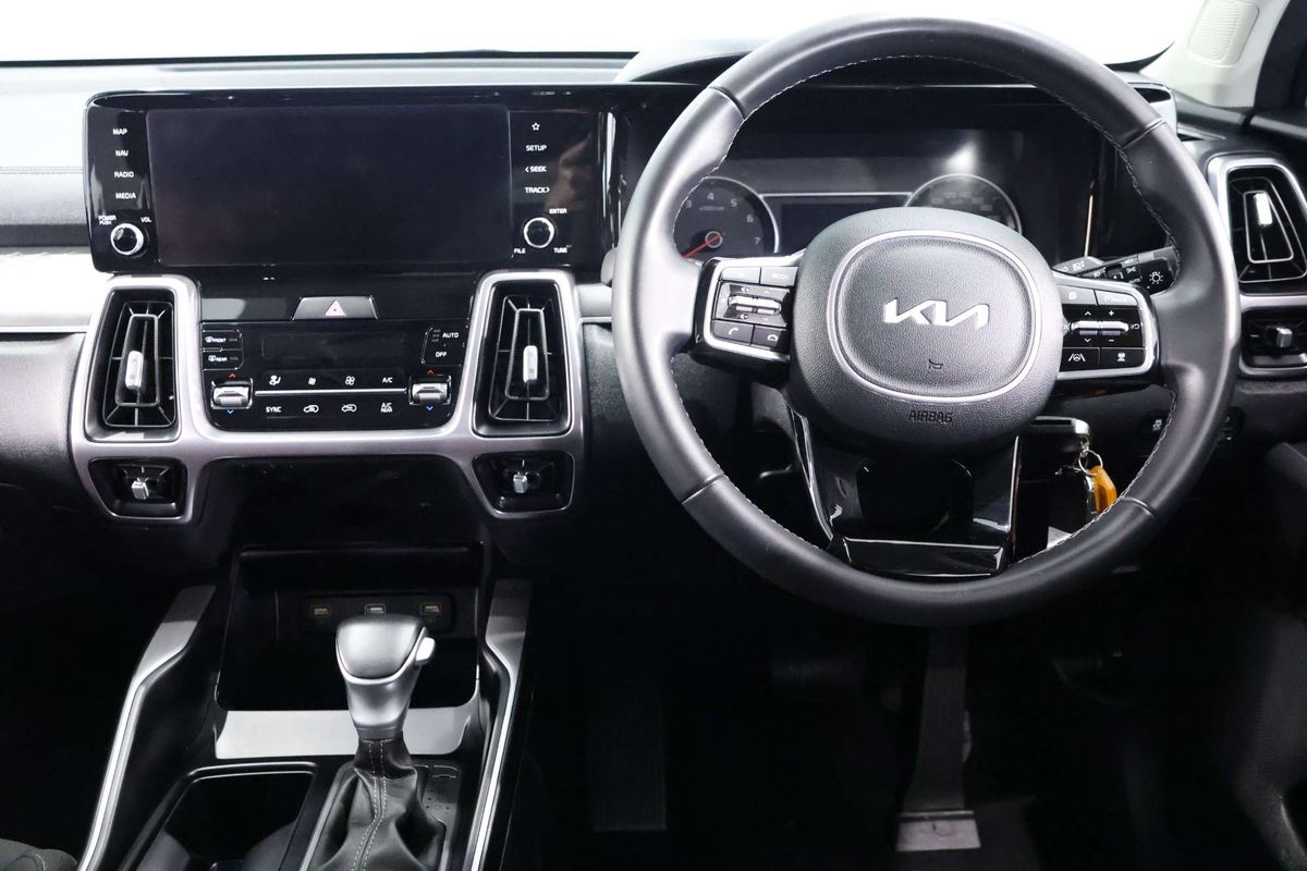2023 Kia Sorento Sport MQ4