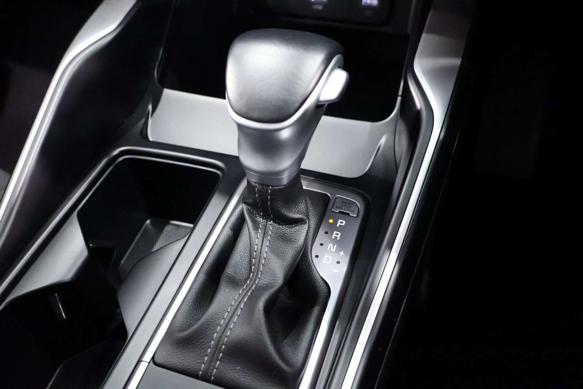 2023 Kia Sorento Sport MQ4