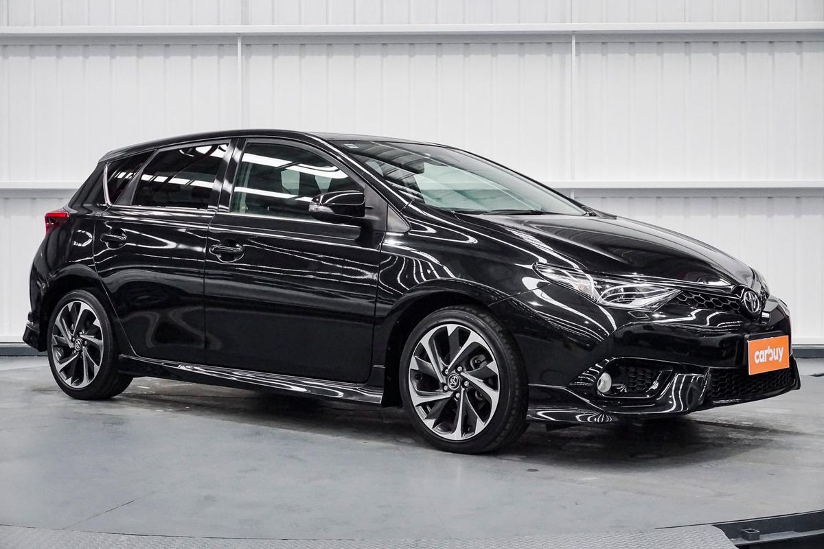 2017 Toyota Corolla ZR ZRE182R