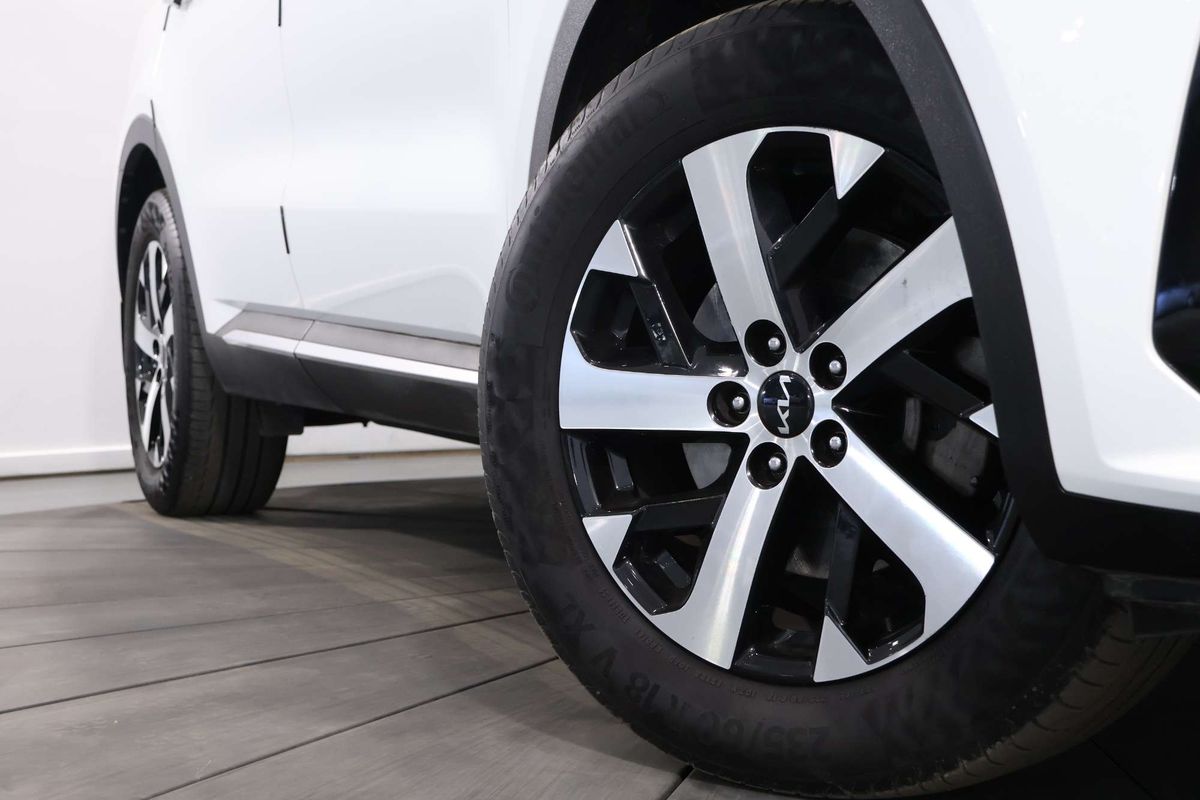 2022 Kia Sorento Sport MQ4