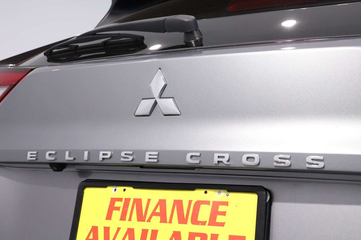 2023 Mitsubishi Eclipse Cross LS YB
