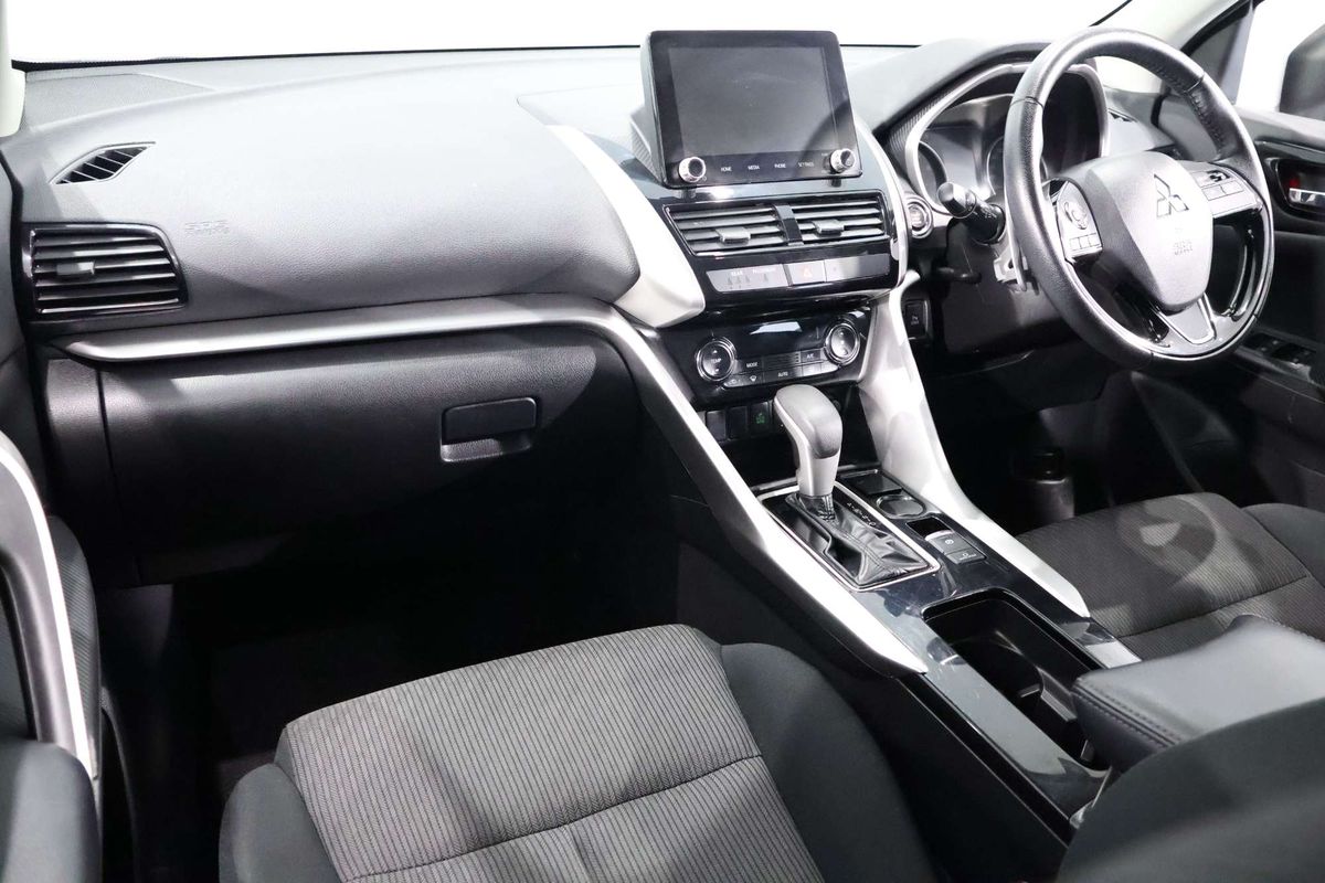 2023 Mitsubishi Eclipse Cross LS YB