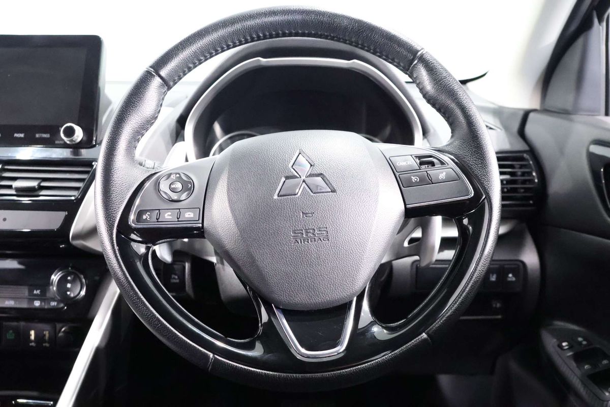 2023 Mitsubishi Eclipse Cross LS YB