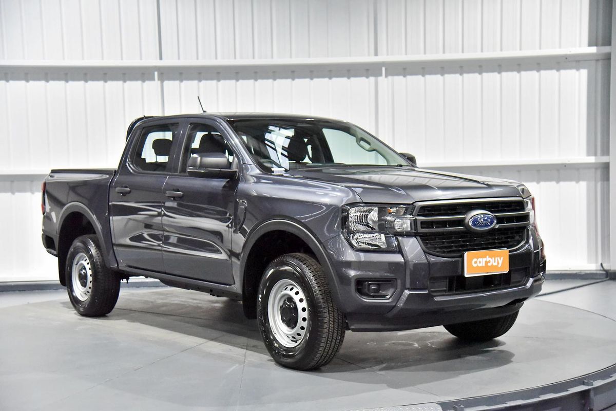 2025 Ford Ranger XL 4X4 2.0L