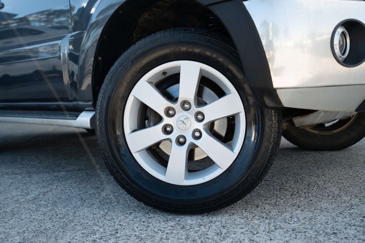 2008 Mitsubishi Pajero 25th Anniversary NS