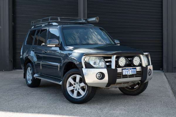 2008 Mitsubishi Pajero 25th Anniversary NS