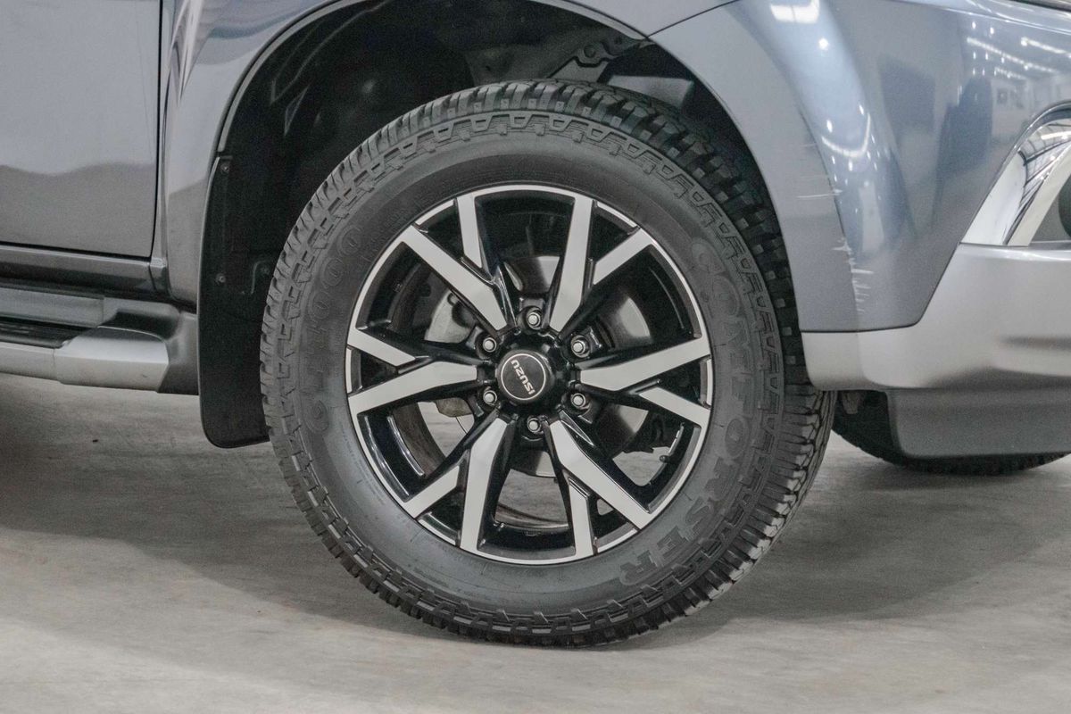 2019 Isuzu MU-X LS-T