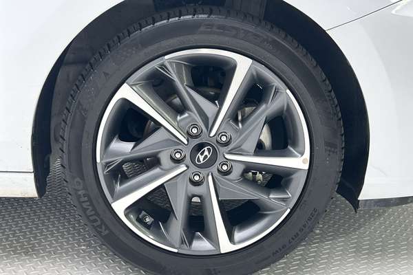 2021 Hyundai i30 Elite PD.V4 thumb-9