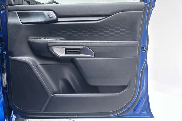 2022 Ford Ranger XLT 4X4 3.0L thumb-18