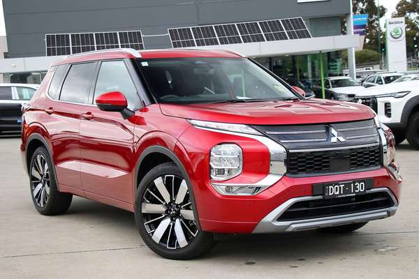 2025 Mitsubishi Outlander Exceed ZM