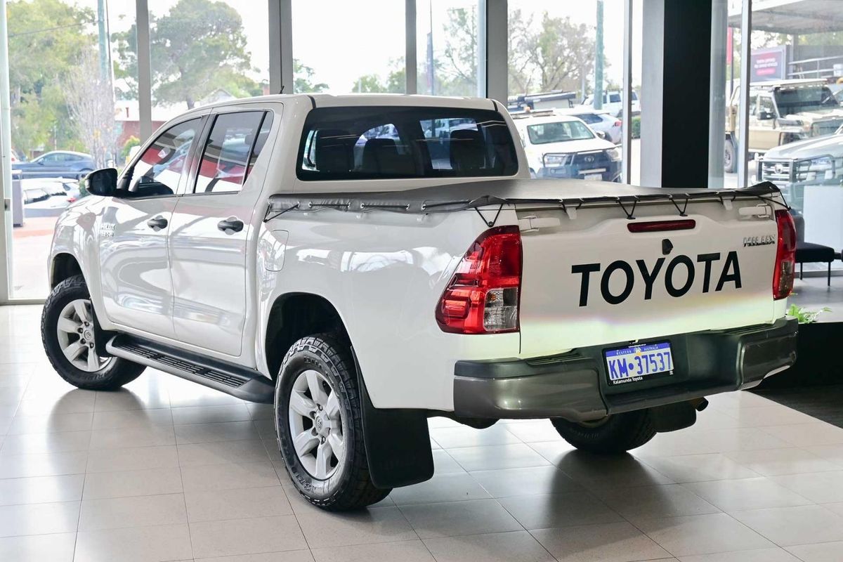 2019 Toyota Hilux SR GUN126R