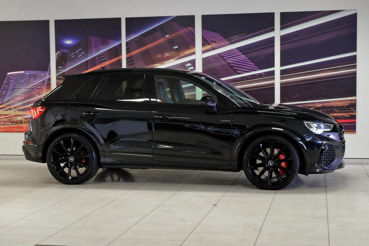 2021 Audi RS Q3 F3 image 3