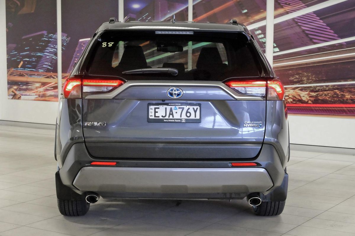 2020 Toyota RAV4 Cruiser AXAH52R image 5